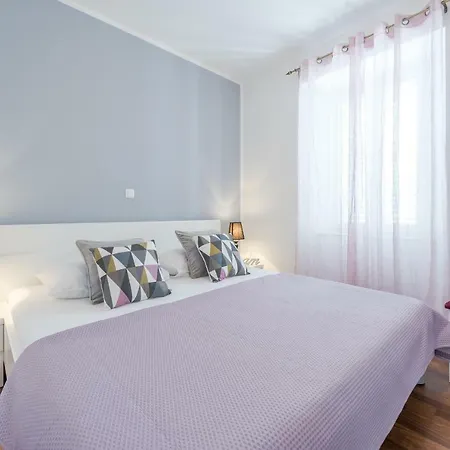 Fora Ντουμπρόβνικ