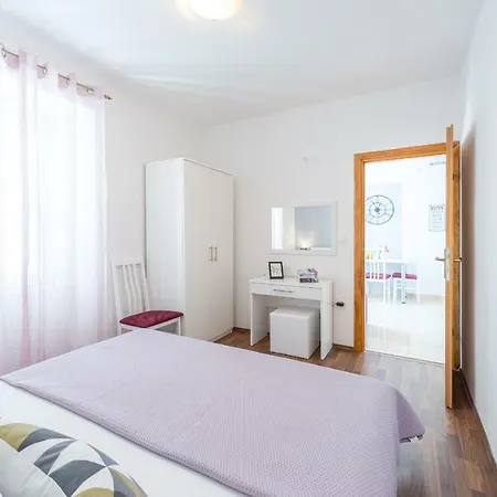 Fora Διαμέρισμα