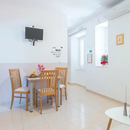 Διαμέρισμα Fora *